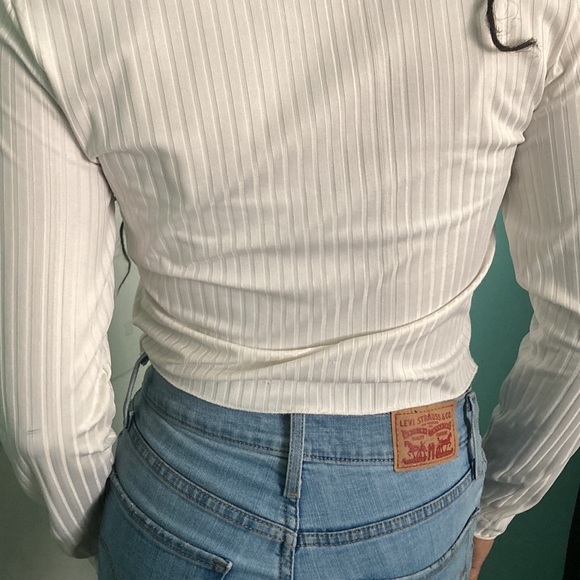 White Ribbed Shirt with Buttons - Picture 2 of 6